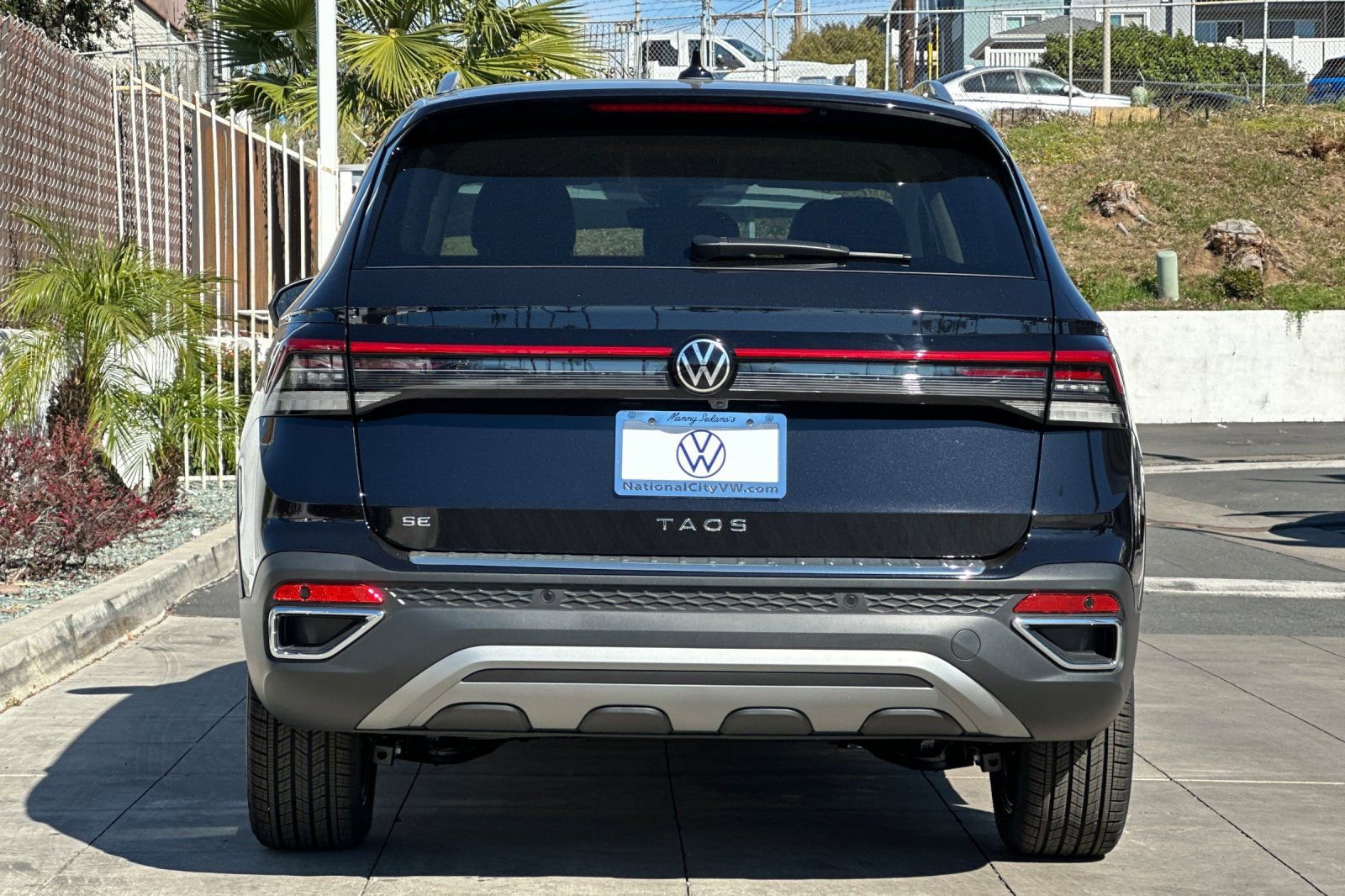 New 2026 Volkswagen Taos SE FWD image 6