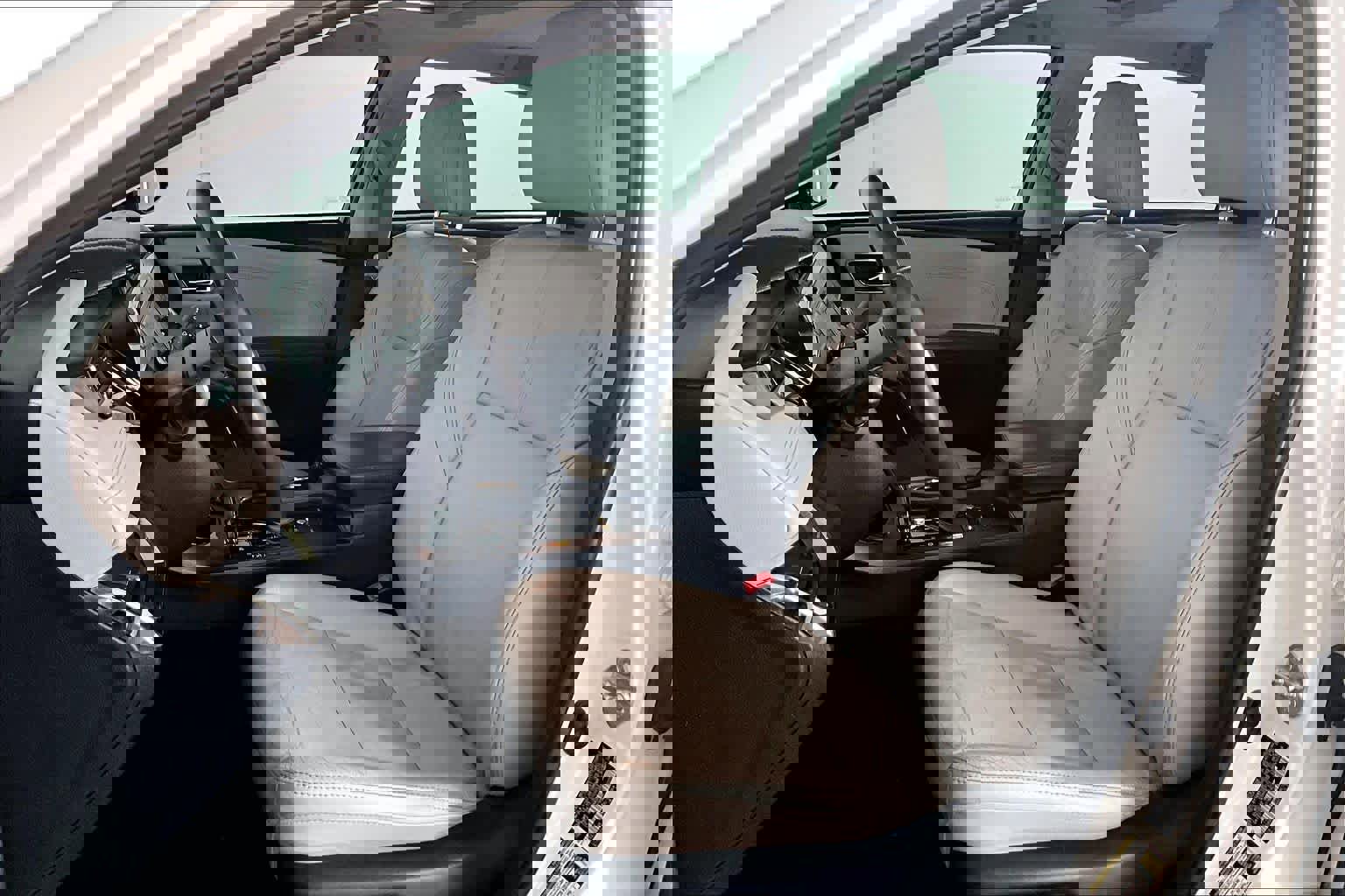 Used 2013 Toyota Avalon XLE Touring image 9