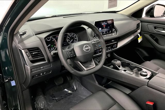 New 2026 Nissan Rogue Dark Armor AWD/4WD image 6