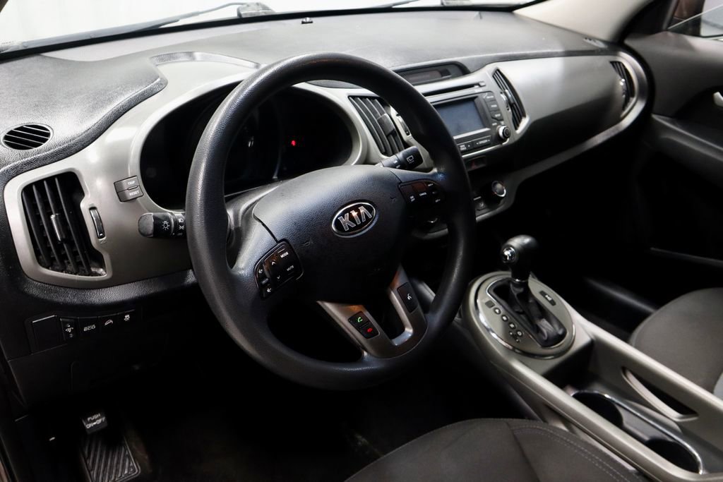 Used 2015 Kia Sportage LX image 25