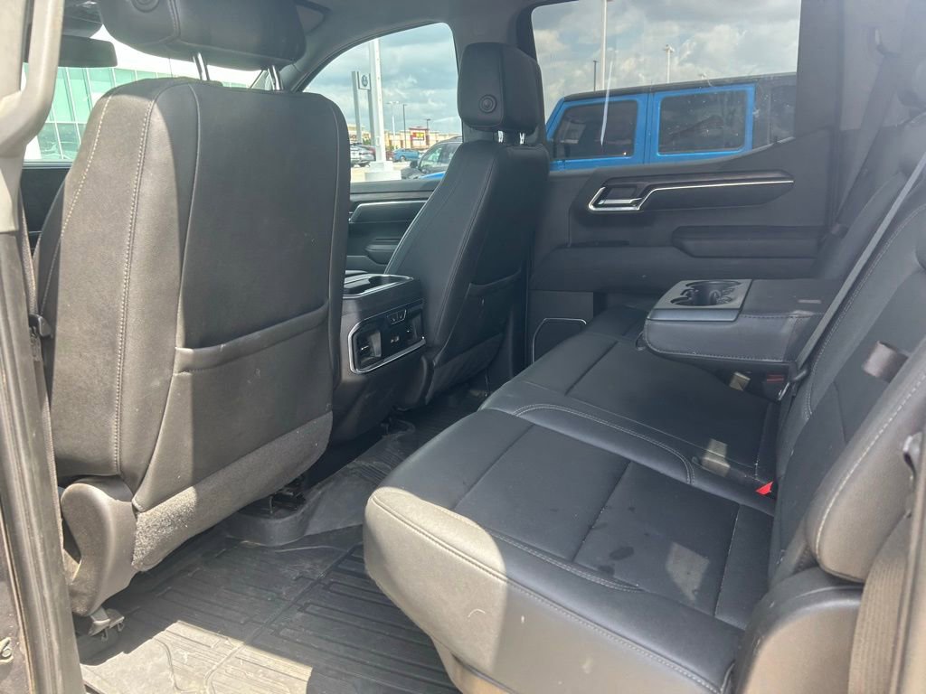 Used 2023 GMC Sierra 1500 SLT w/ SLT Premium Package AWD/4WD image 7