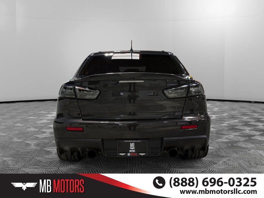 Used 2010 Mitsubishi Lancer Evolution GSR image 4