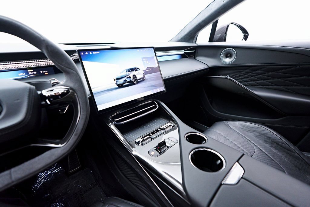 Used 2025 Lotus Eletre AWD/4WD image 86