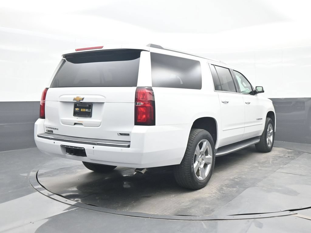 Used 2018 Chevrolet Suburban Premier RWD image 6