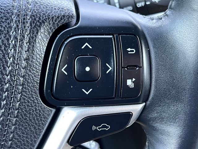 Used 2016 Toyota Highlander Limited Platinum AWD/4WD image 25