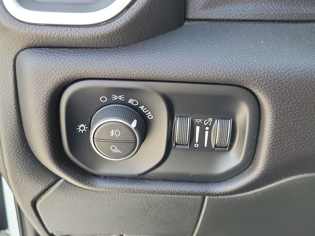 Used 2022 RAM 2500 Laramie image 31