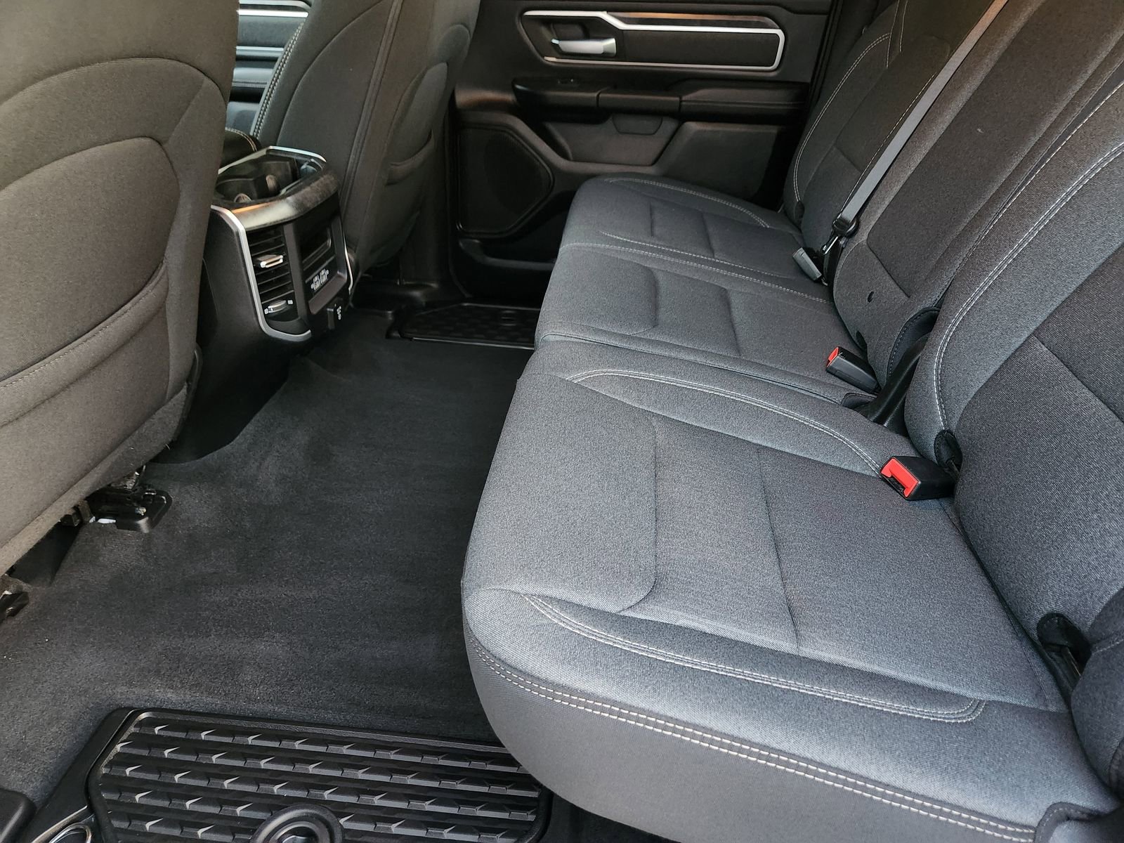 Used 2021 RAM 1500 Big Horn image 34