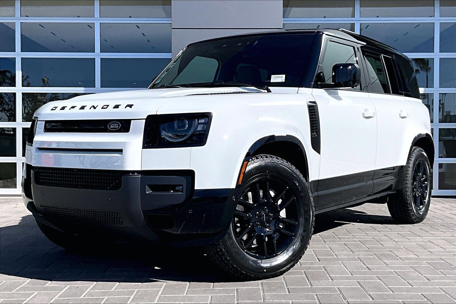 New 2026 Land Rover Defender 110 X-Dynamic SE image 1