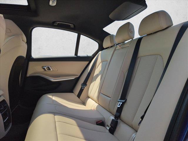New 2026 BMW 330i xDrive Sedan w/ M Sport Package AWD/4WD image 16