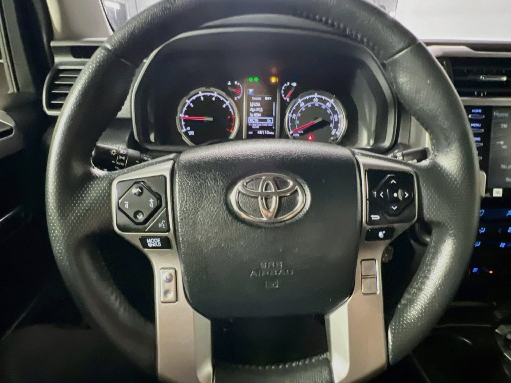 Used 2022 Toyota 4Runner Limited AWD/4WD image 15