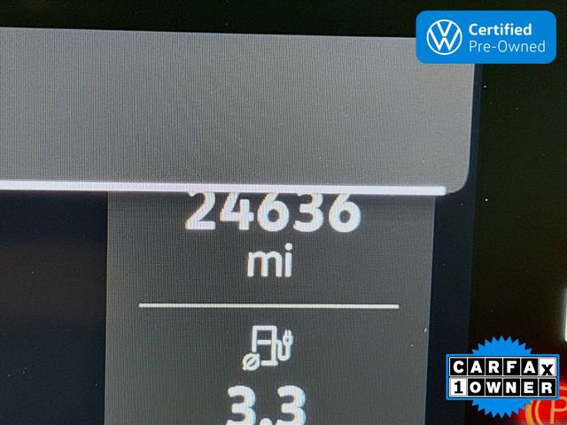 Certified 2022 Volkswagen ID.4 Pro AWD/4WD image 13