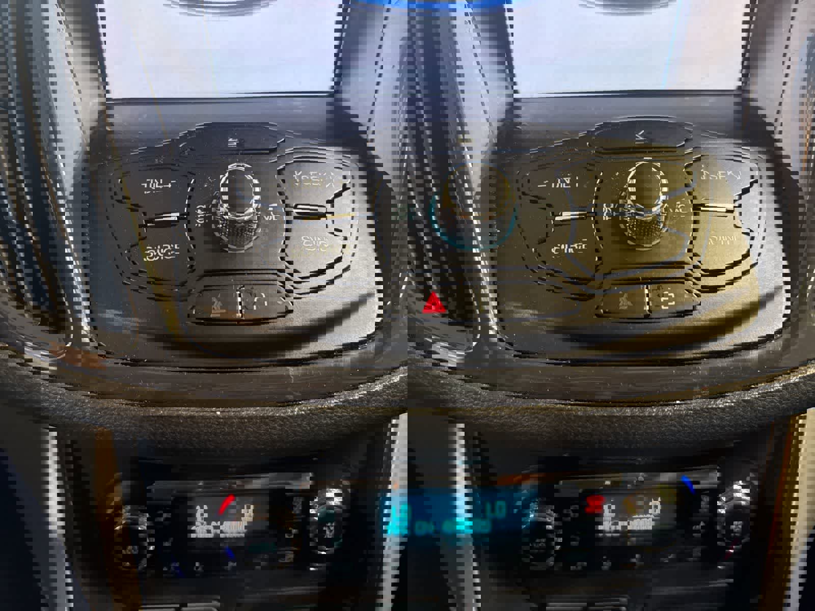 Used 2013 Ford Escape SEL image 24