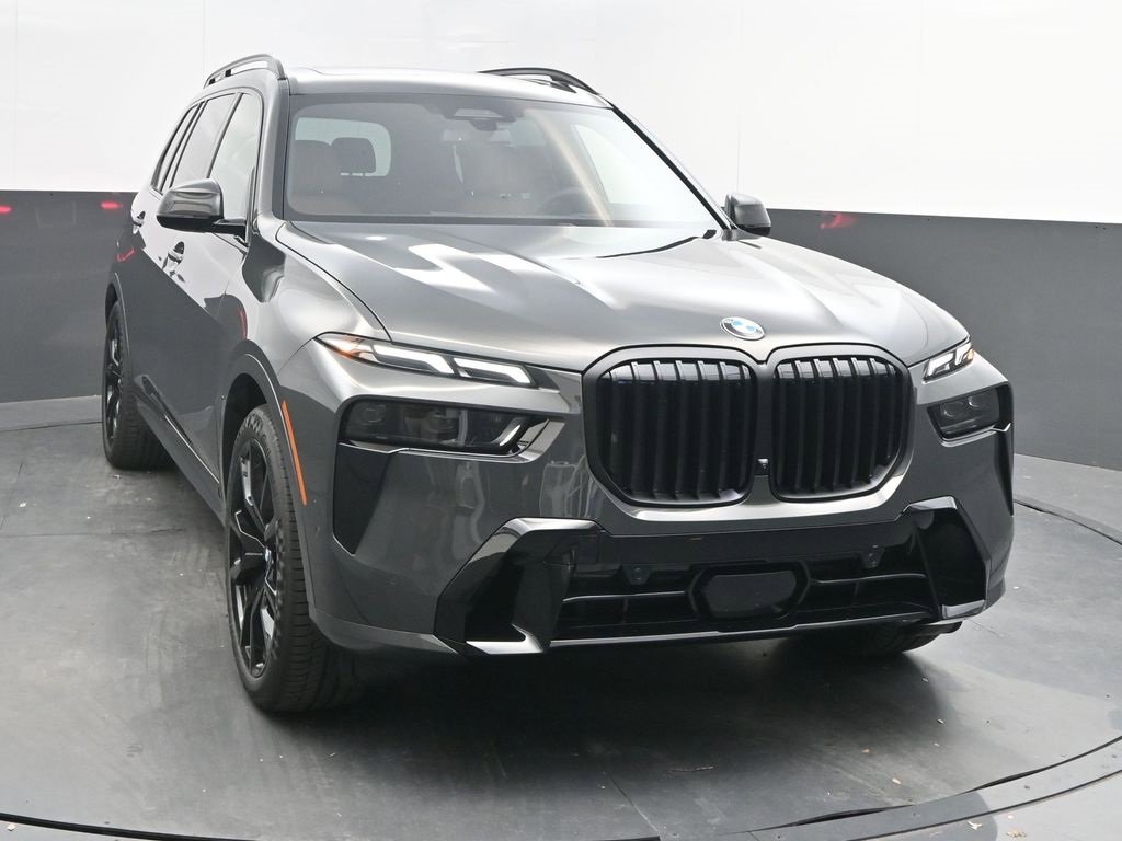 New 2026 BMW X7 xDrive40i w/ M Sport Package image 2