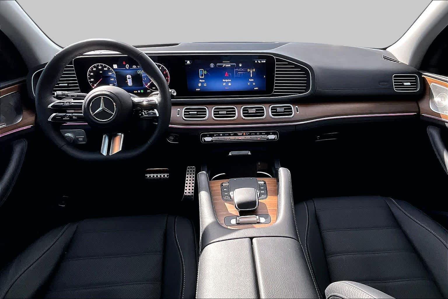 Used 2026 Mercedes-Benz GLS 450 4MATIC image 15