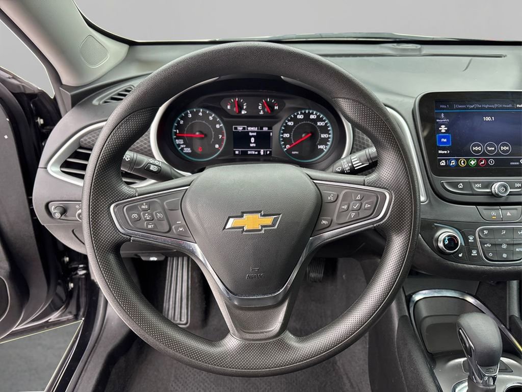 Used 2025 Chevrolet Malibu LT FWD image 23
