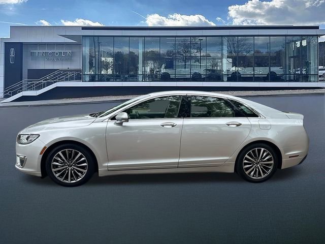 Used 2019 Lincoln MKZ Reserve FWD image 4