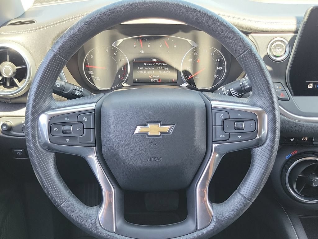 Used 2025 Chevrolet Blazer LT FWD image 22