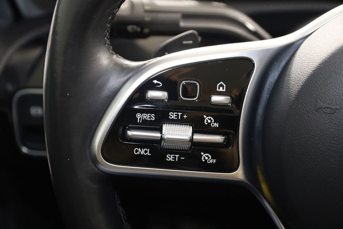 Used 2021 Mercedes-Benz CLA 250 4MATIC w/ Premium Package image 39