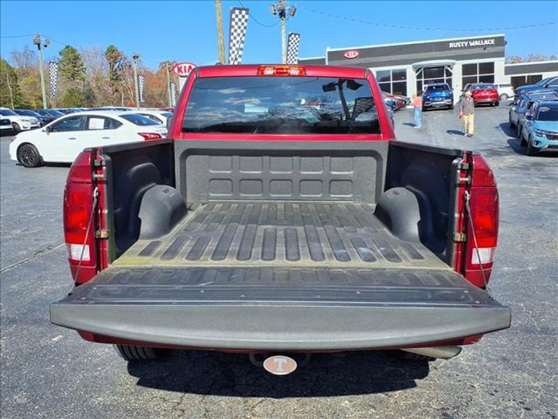 Used 2015 RAM 1500 Express image 10