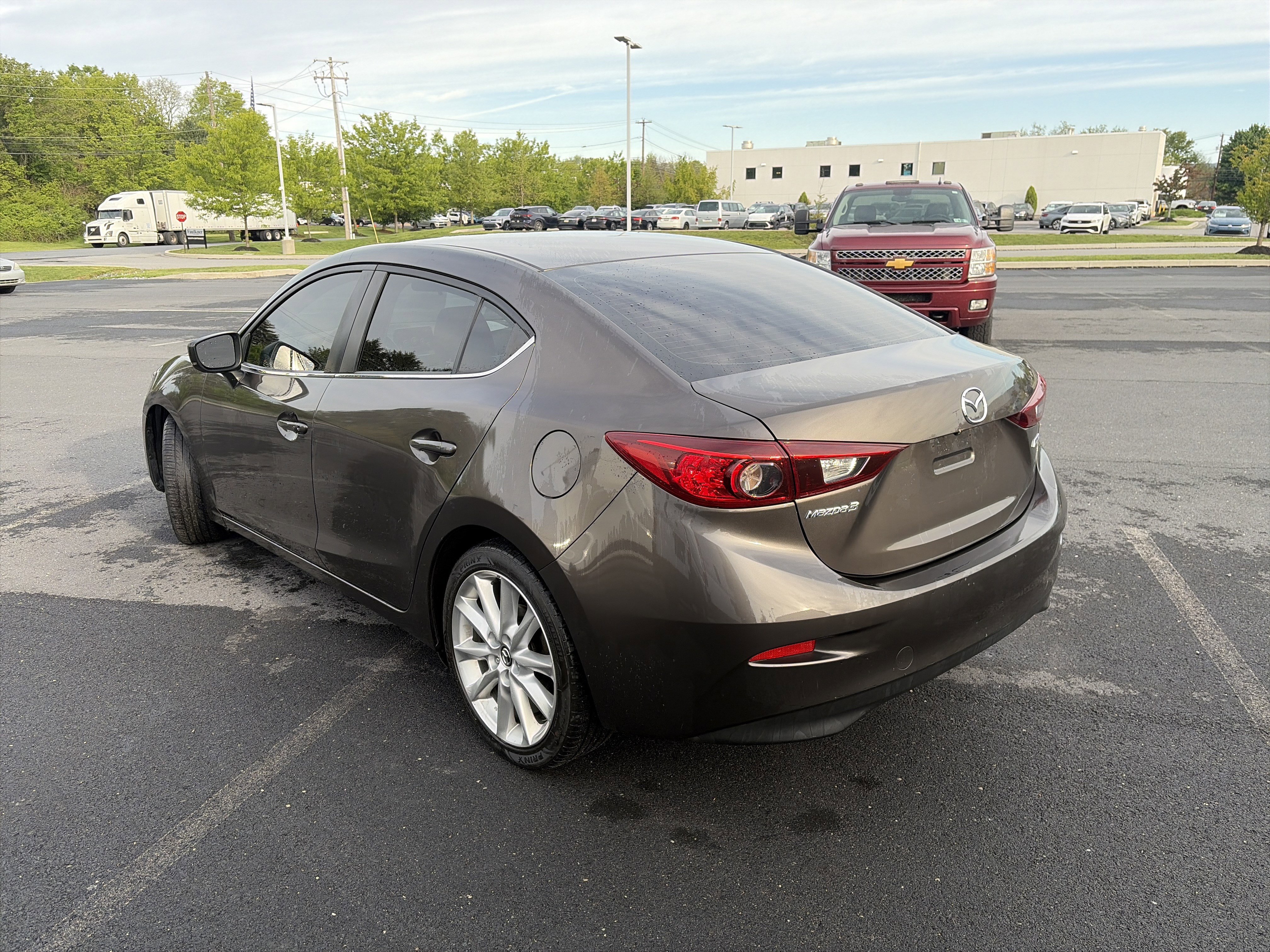 Used 2017 MAZDA MAZDA3 Touring FWD image 6