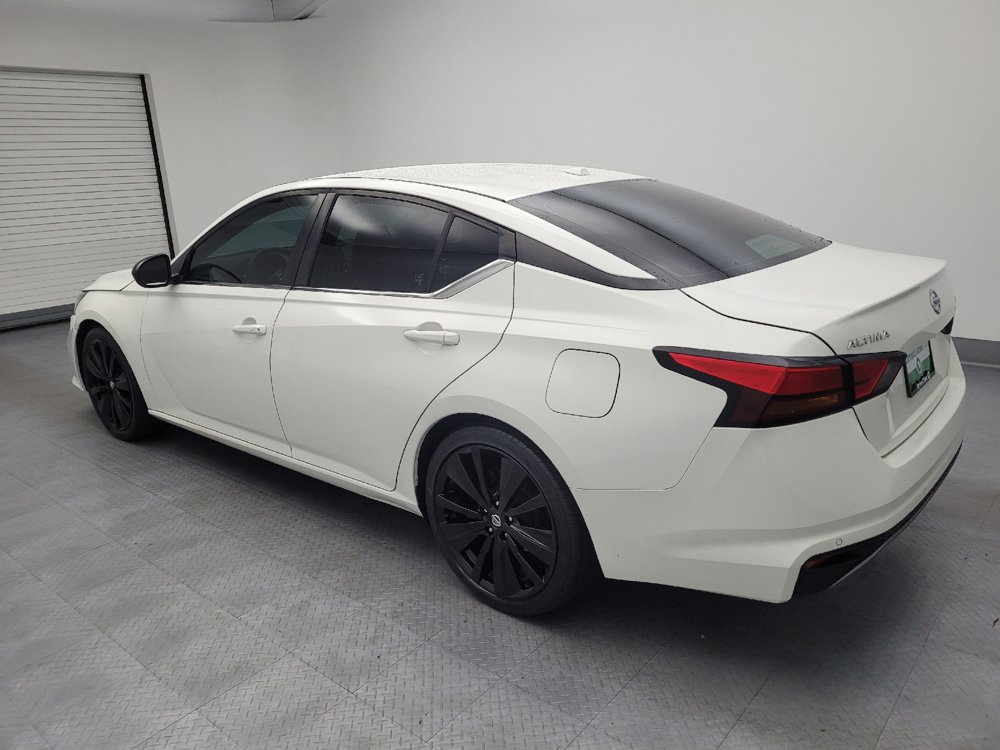 Used 2020 Nissan Altima 2.5 SR FWD image 3