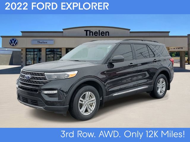 Used 2022 Ford Explorer XLT w/ Equipment Group 202A image 2