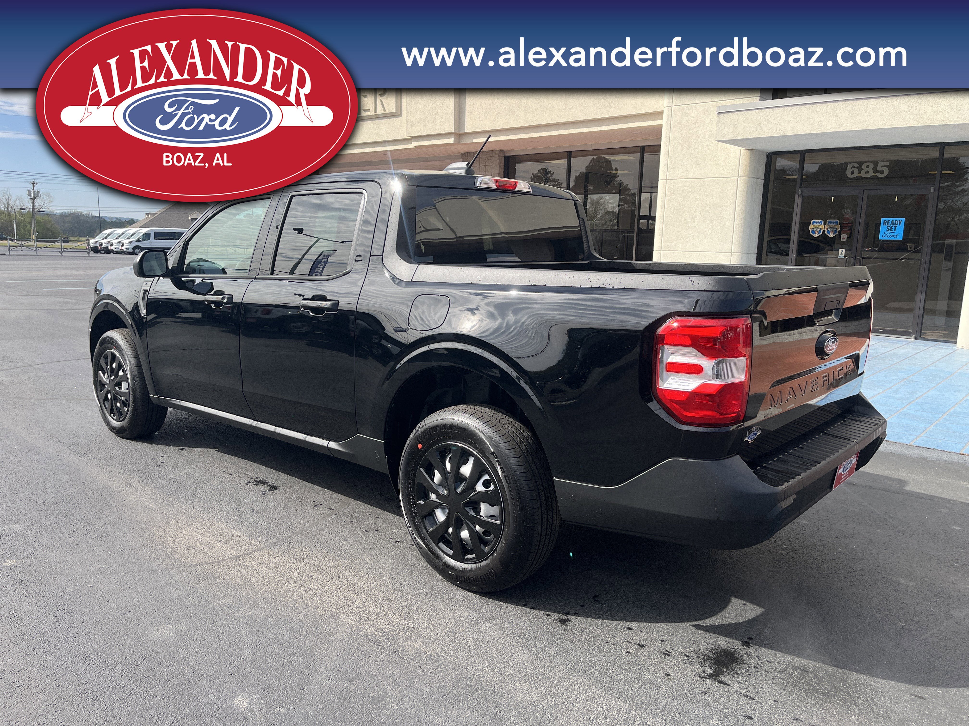 New 2025 Ford Maverick XL image 2