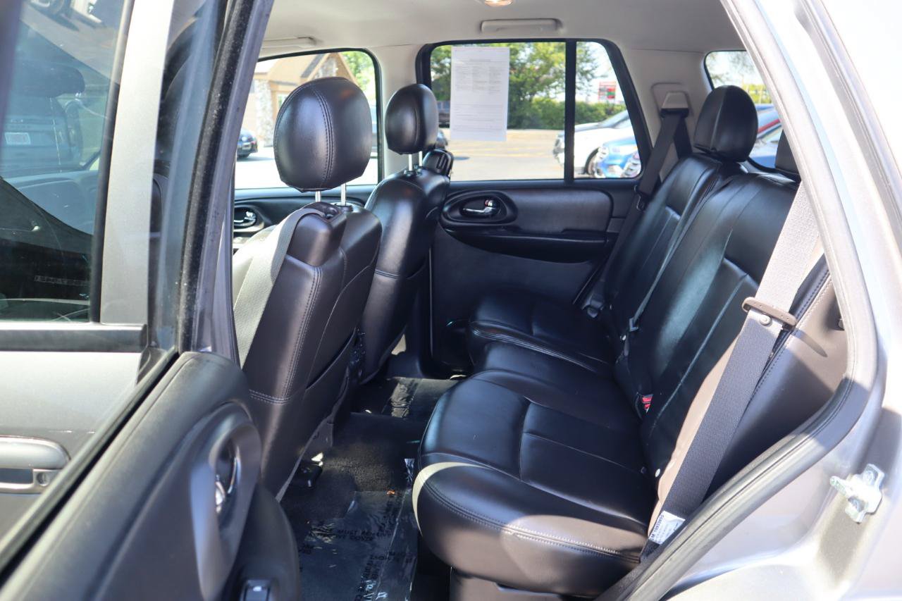 Used 2007 Chevrolet TrailBlazer LT w/ LT Preferred Equipment Group AWD/4WD image 15