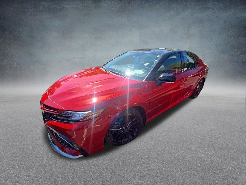 Used 2022 Toyota Camry XSE w/ Cold Weather Package FWD image 3