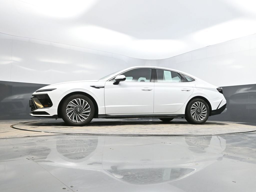 Used 2024 Hyundai Sonata Limited image 34