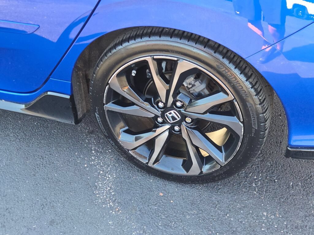 Used 2018 Honda Civic Sport Touring image 17