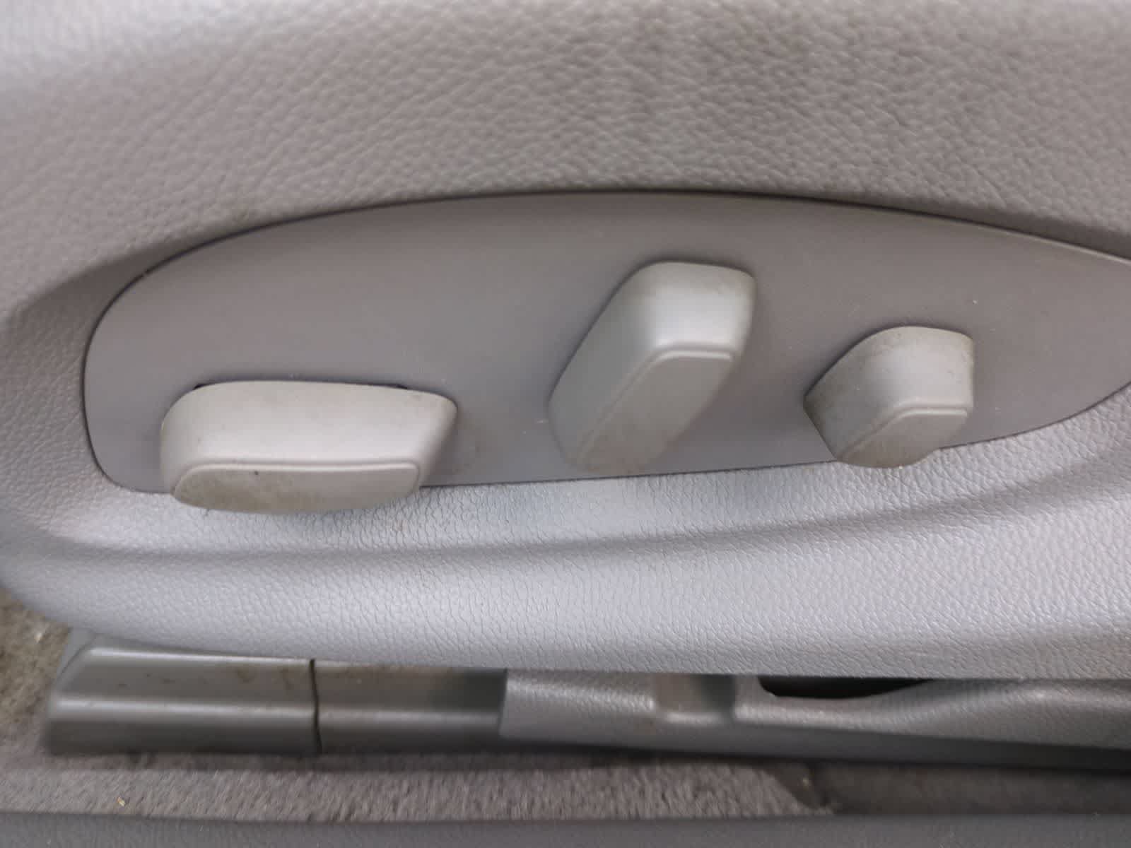 Used 2014 Chevrolet Impala LS w/ LS Convenience Package FWD image 17