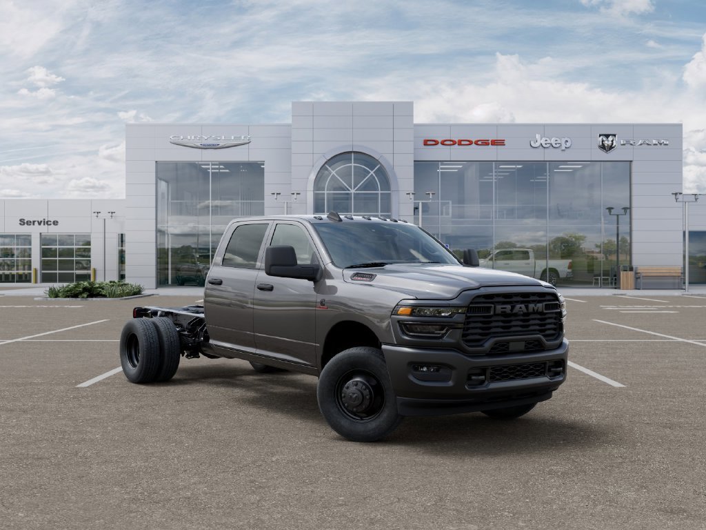 New 2026 RAM 3500 Tradesman AWD/4WD image 5
