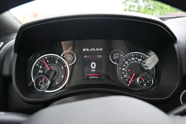 Used 2024 RAM 2500 Big Horn AWD/4WD image 41
