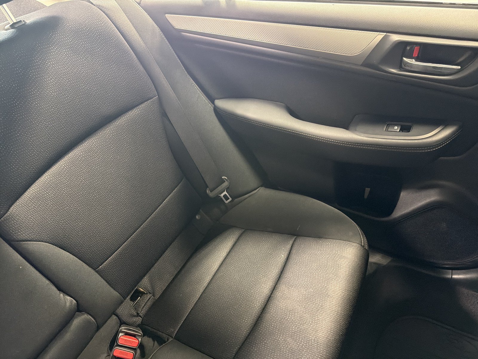 Used 2018 Subaru Legacy 2.5i Premium AWD/4WD image 24
