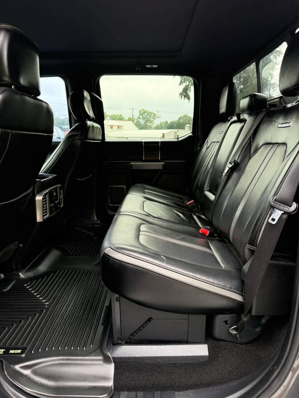Used 2018 Ford F250 Platinum w/ Platinum Ultimate Package AWD/4WD image 17