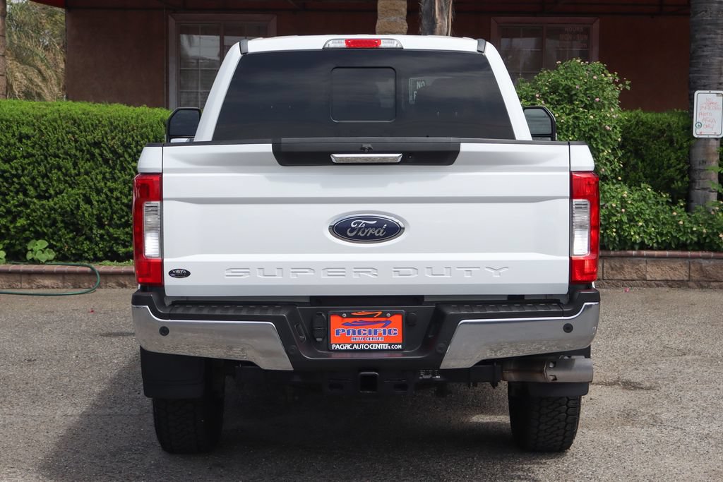 Used 2018 Ford F250 Lariat w/ Lariat Value Package AWD/4WD image 7