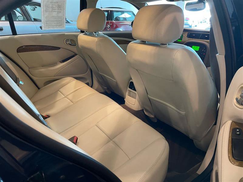 Used 2006 Jaguar S-TYPE 3.0 image 41