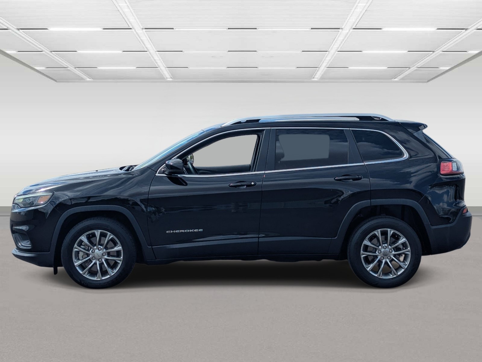 Used 2020 Jeep Cherokee Latitude Lux w/ Comfort/Convenience Group FWD image 2
