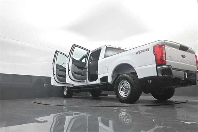 New 2026 Ford F250 XL w/ XL Off-Road Package image 36