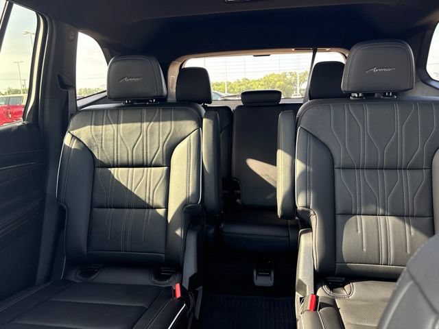 Used 2026 Buick Enclave Avenir w/ Super Cruise Package AWD/4WD image 32