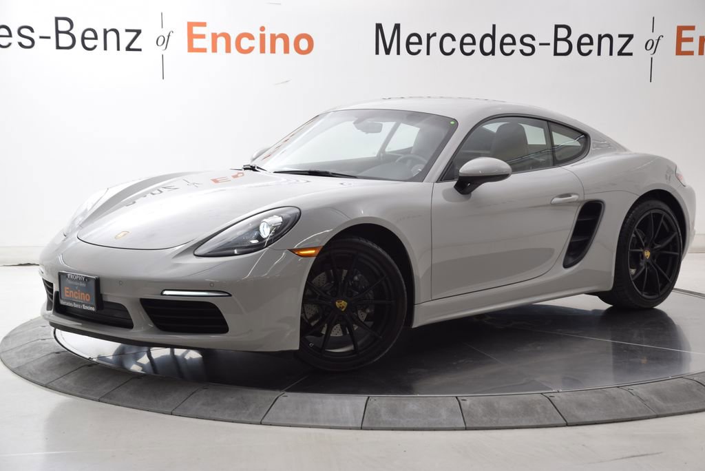 Used 2019 Porsche 718 Cayman RWD image 2