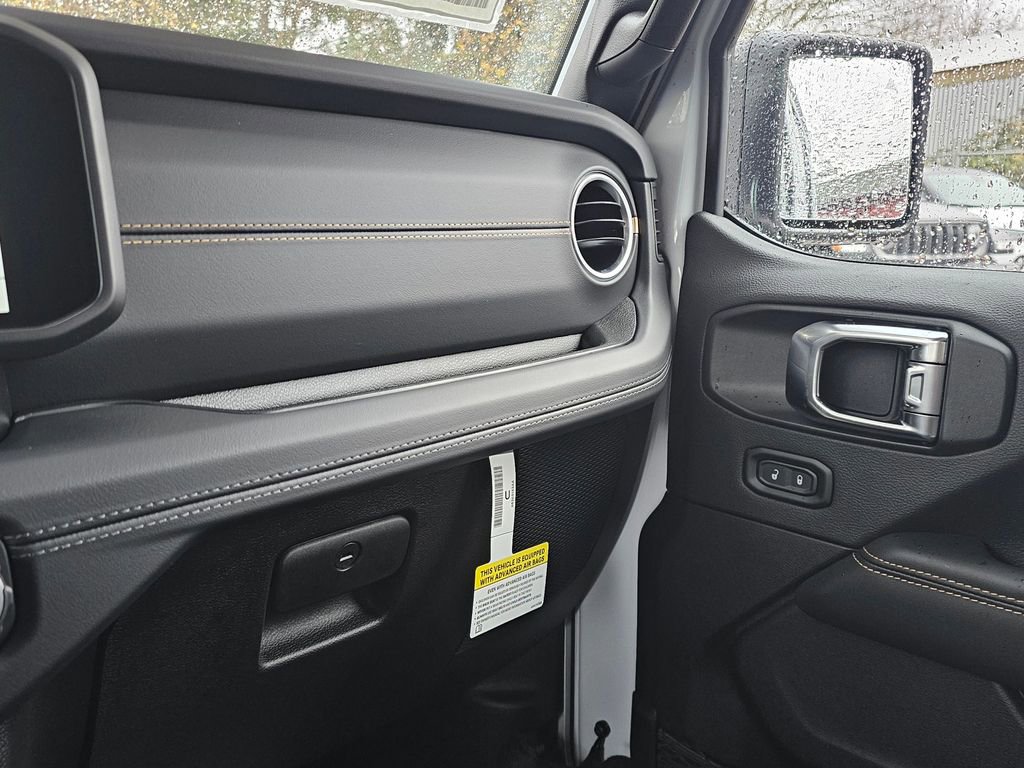 New 2025 Jeep Wrangler Sahara image 23
