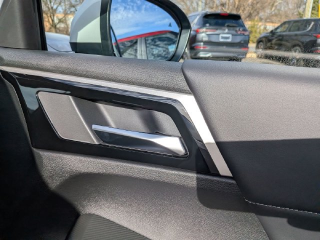New 2026 Mitsubishi Outlander SE FWD image 31