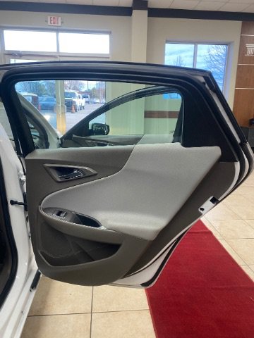 Used 2022 Chevrolet Malibu LT FWD image 13