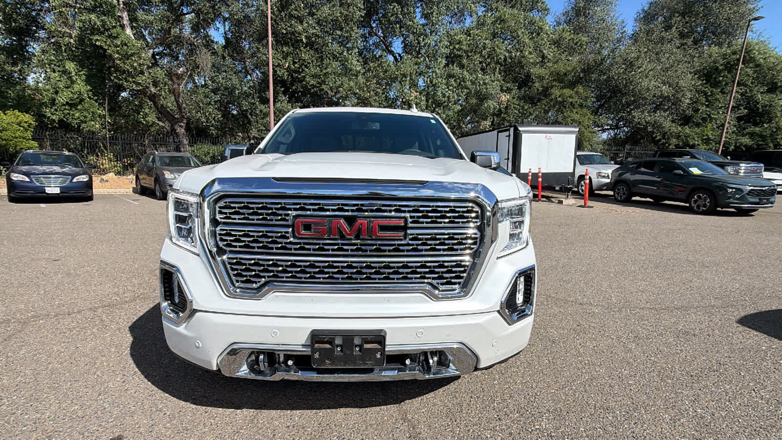 Used 2021 GMC Sierra 1500 Denali w/ Driver Alert Package II AWD/4WD image 2