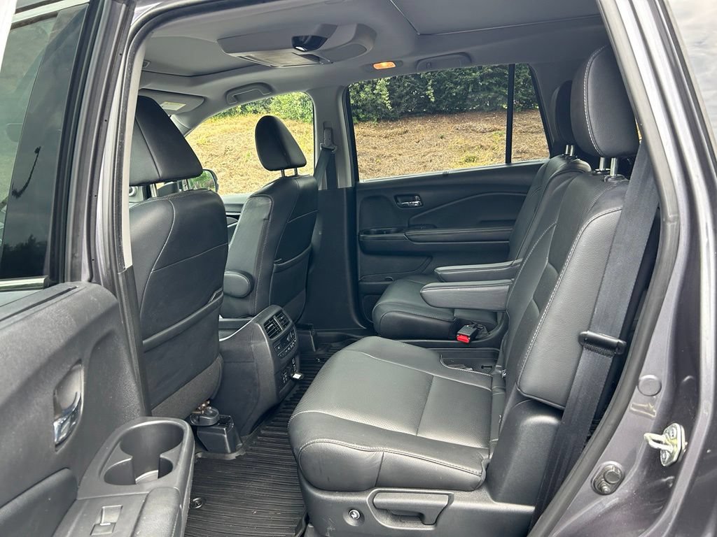 Used 2020 Honda Pilot Elite image 43