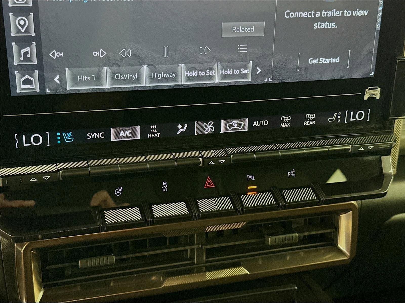Used 2025 GMC Hummer EV 3X AWD/4WD image 18