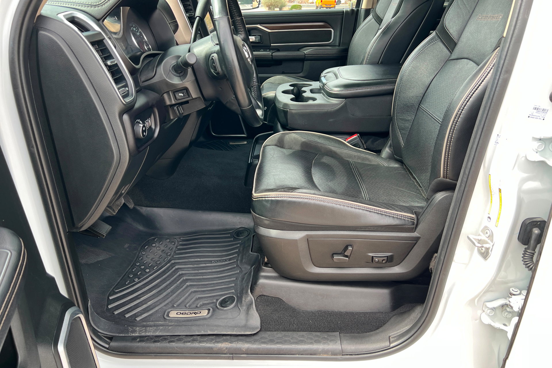 Used 2022 RAM 2500 Laramie image 17