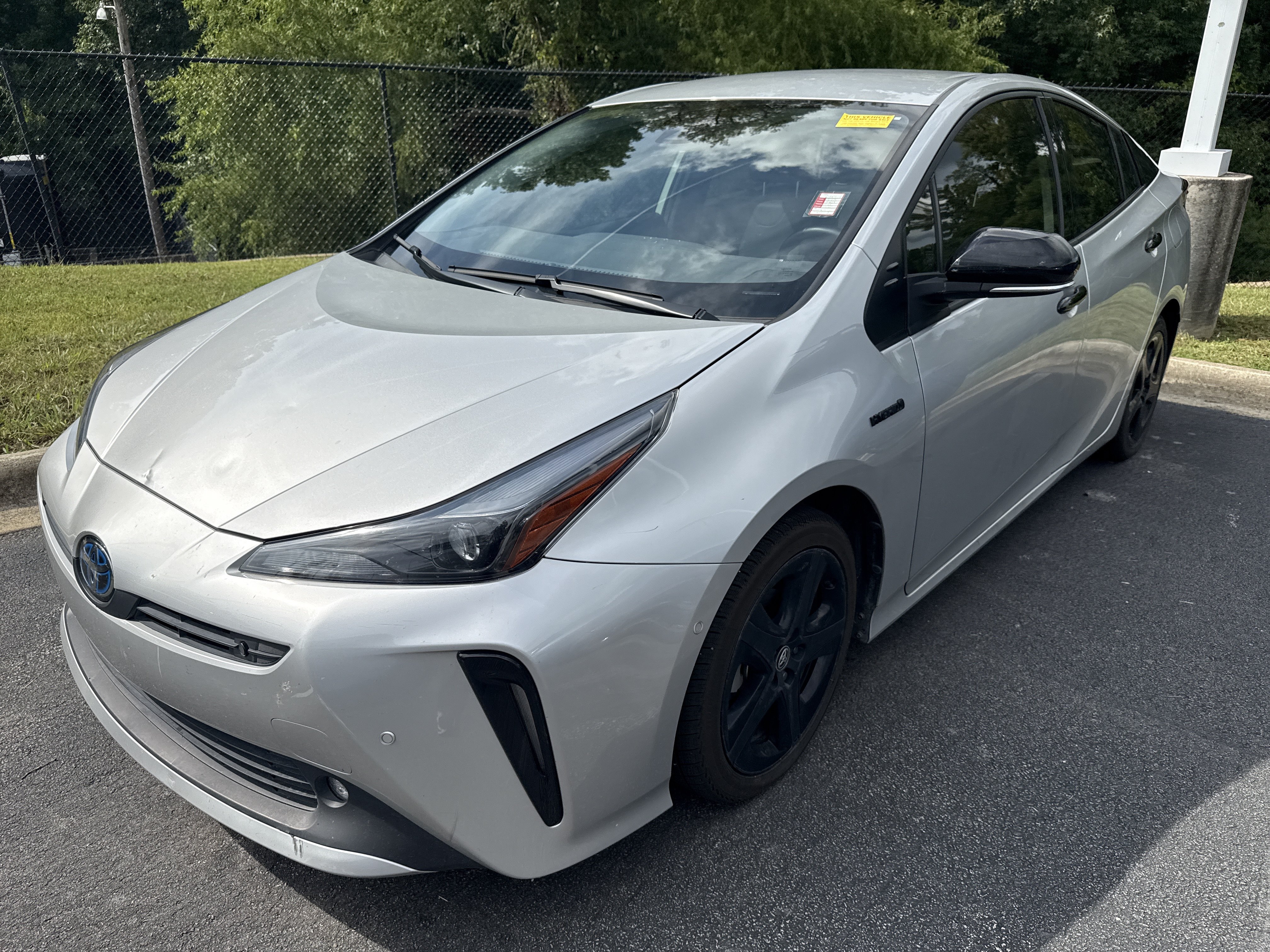 Used 2022 Toyota Prius FWD image 5